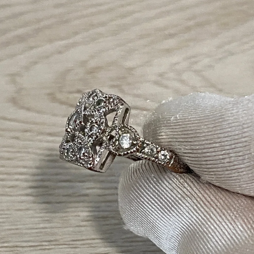 Cocktail Square Vintage Style Ring Floral Crystals Silver Tone Filigree Sz 7